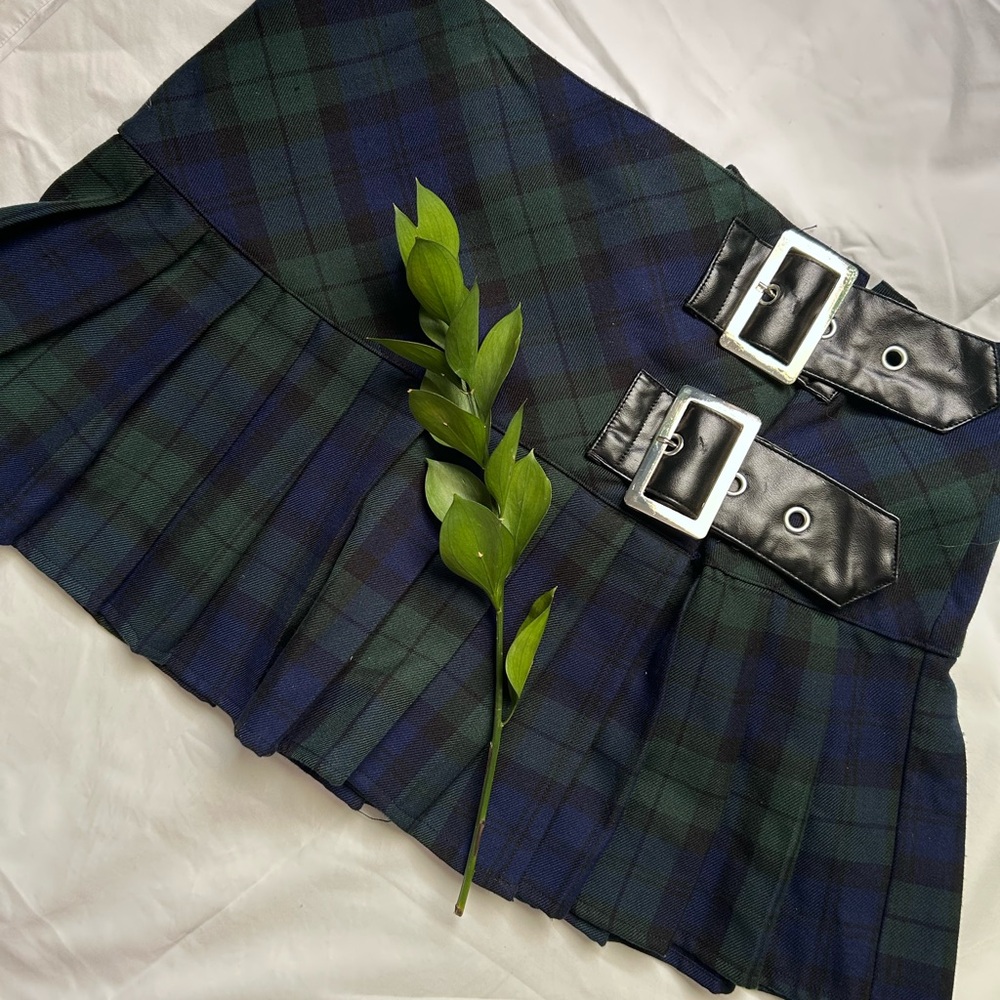 Vintage. Y2K  Hell Bunny Green and Blue Pleated Mini Skirt